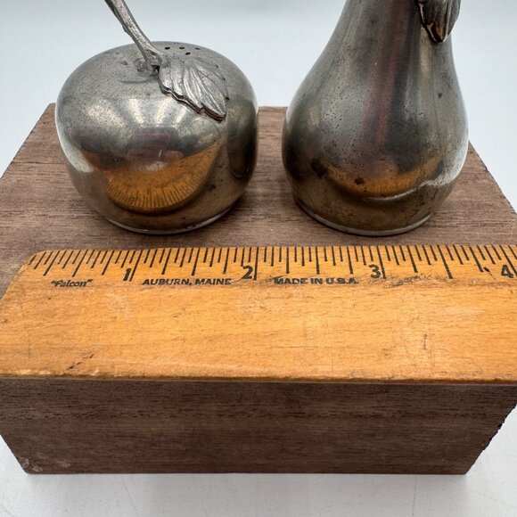 Web Pewter Vintage Apple Pear Fruit Salt & Pepper Shaker Set - Picture 7 of 7